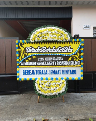 Papan Bunga Duka di Gumbasa